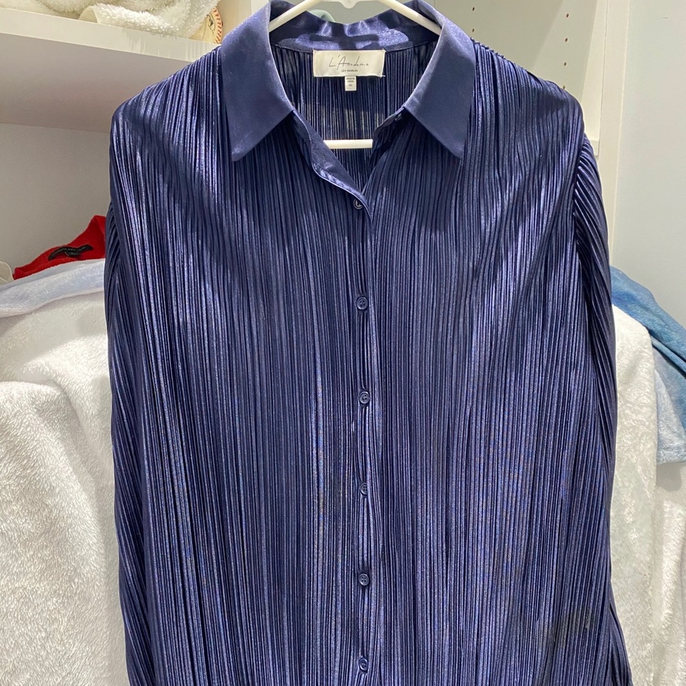 L’ academie Los Angeles Navy blue blouse.